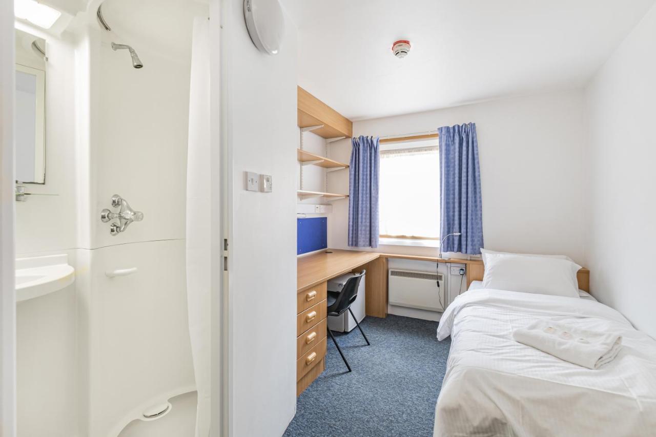 Vibrant Ensuite Rooms, Hatfield - Sk 외부 사진