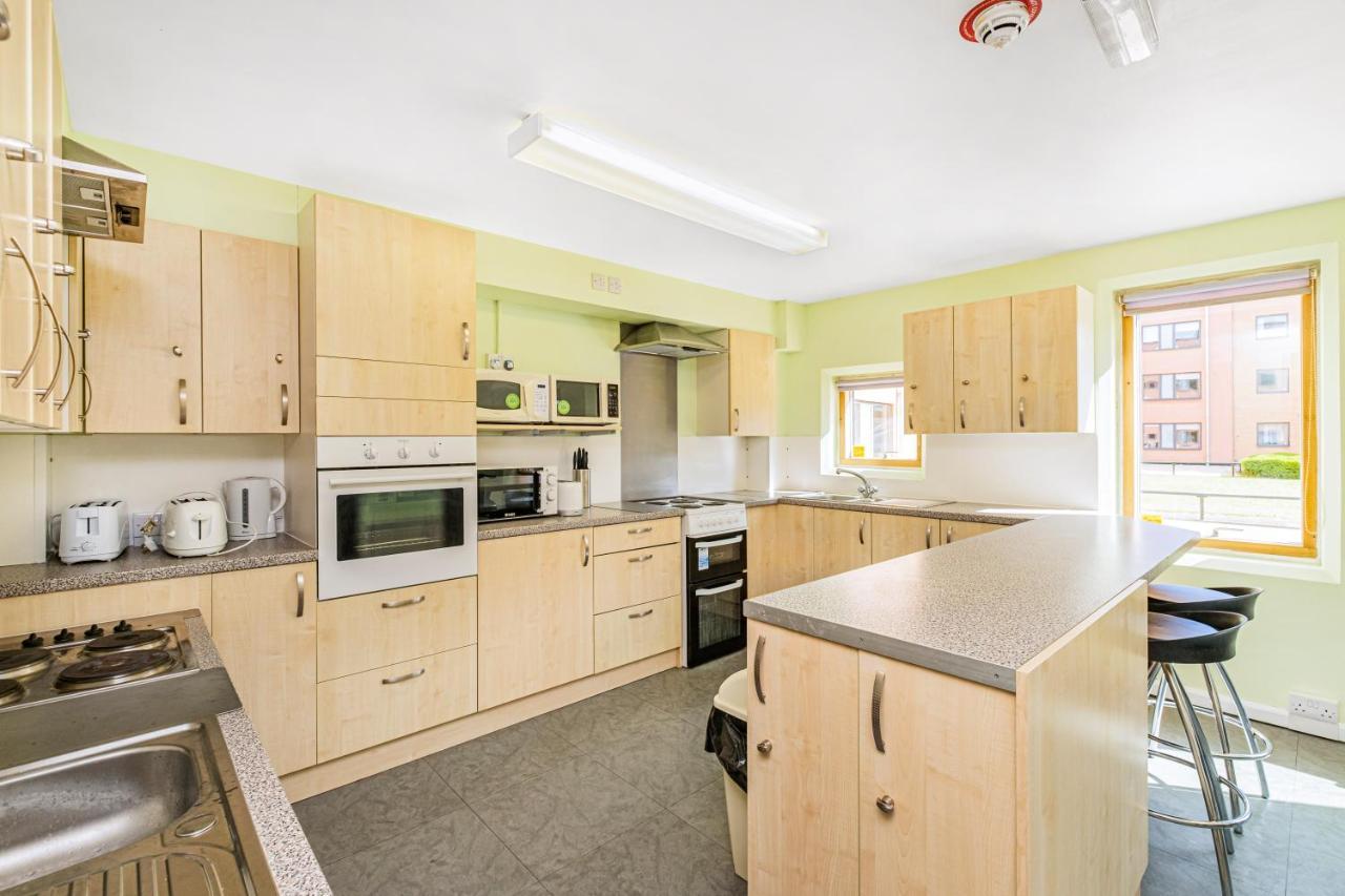 Vibrant Ensuite Rooms, Hatfield - Sk 외부 사진